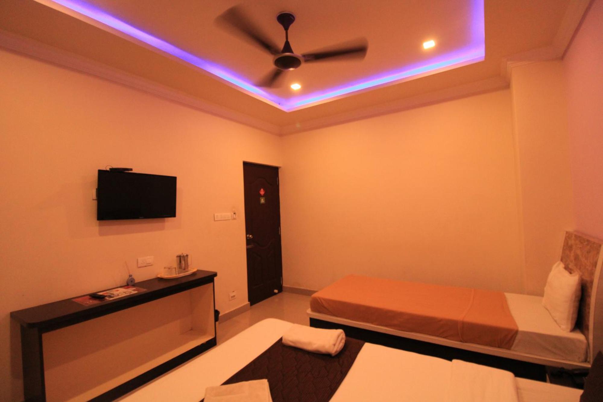 Bouvana Residency بونديتْشيري المظهر الخارجي الصورة